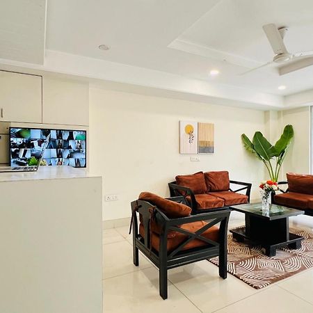 Bluo Studio5 Golf Course Road - Gym, Terrace Garden Гургаон Екстериор снимка